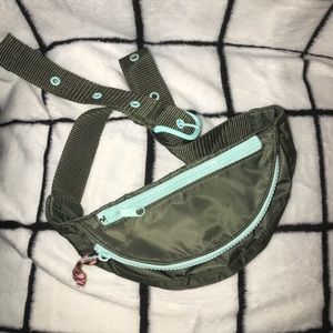 American Eagle fanny pack